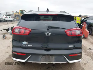 2017 Kia Niro Touring Launch Edition with VIN KNDCC3LC2H5078662, listed as a IAAI auction lot 41527692 with 100,269 mi miles. Bid and sale history available at carsss.com. Image 16.