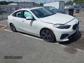 2021 BMW 2 Series 228i xDrive z VIN WBA73AK09M7H05711, wystawiony jako IAAI lot #42196896 z przebiegiem 33 062 mil mil oraz . Historia ofert i sprzedaży dostępna na DreamBid. Obrazek 1.