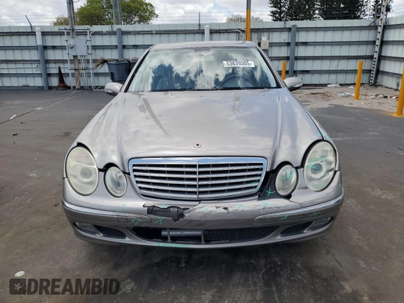 2005 Mercedes-Benz E 320 with VIN WDBUF82J85X179437, listed as a Copart auction lot 53839305 with 165,822 mi miles and Salvage Title. Bid and sale history available at DreamBid. Image 5.