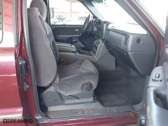 2002 GMC Sierra 1500 SLE with VIN 2GTEC19V821114370, listed as a IAAI auction lot 41728399 with 254,162 mi miles. Bid and sale history available at carsss.com. Image 5.