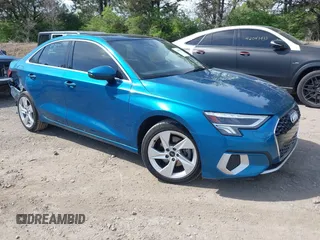 2023 Audi A3 Premium z VIN WAUAUDGY1PA084908, wystawiony jako IAAI lot #42048782 z przebiegiem 28 860 mil mil oraz . Historia ofert i sprzedaży dostępna na DreamBid. Obrazek 1.