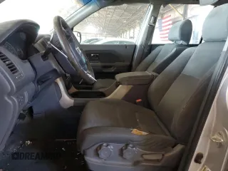 2006 Honda Pilot LX with VIN 5FNYF281X6B036928, listed as a Copart auction lot 46869695 with 165,249 mi miles and Salvage title. Bid and sale history available at DreamBid. Image 7.