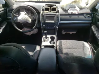 2017 Toyota Camry XLE with VIN 4T1BF1FK9HU354864, listed as a Copart auction lot 53758885 with 32,883 mi miles and Salvage Title. Bid and sale history available at carsss.com. Image 8.