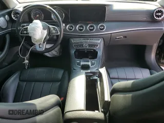 2019 Mercedes-Benz E-Class E 450 with VIN WDD1J6HB2KF110130, listed as a Copart auction lot 70641394 with 64,387 mi miles and Salvage Title. Bid and sale history available at carsss.com. Image 8.
