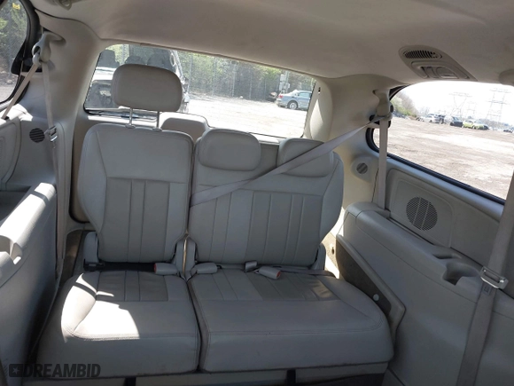 2006 Dodge Grand Caravan SXT with VIN 2D4GP44L46R886234, listed as a IAAI auction lot 41986745 with 1 mi miles. Bid and sale history available at carsss.com. Image 8.
