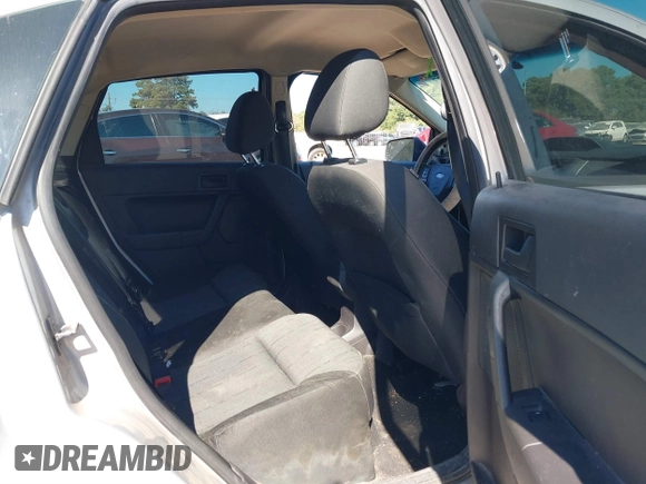 2008 Ford Focus SE z VIN 1FAHP35N18W162951, wystawiony jako IAAI lot #37857727 z przebiegiem 158 792 mil mil oraz . Historia ofert i sprzedaży dostępna na DreamBid. Obrazek 8.