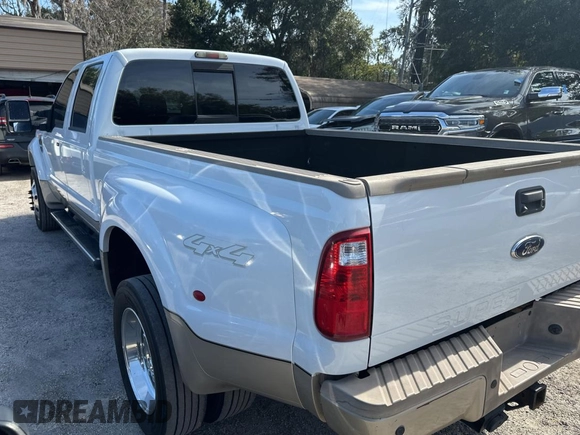2009 Ford Super Duty F-450 DRW XL with VIN 1FTXW43R29EA82957, listed as a Copart auction lot 43189425 with 138,847 mi miles and Clean Title. Bid and sale history available at carsss.com. Image 3.