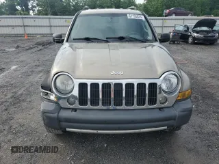 2006 Jeep Liberty Limited z VIN 1J4GL58K96W237675, wystawiony jako Copart lot #61155635 z przebiegiem 121 285 mil mil oraz Szkoda całkowita • Salvage title. Historia ofert i sprzedaży dostępna na DreamBid. Obrazek 5.