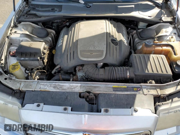 2006 Chrysler 300 C with VIN 2C3KK63H46H296625, listed as a Copart auction lot 70220974 with 104,811 mi miles and Salvage Title. Bid and sale history available at carsss.com. Image 11.