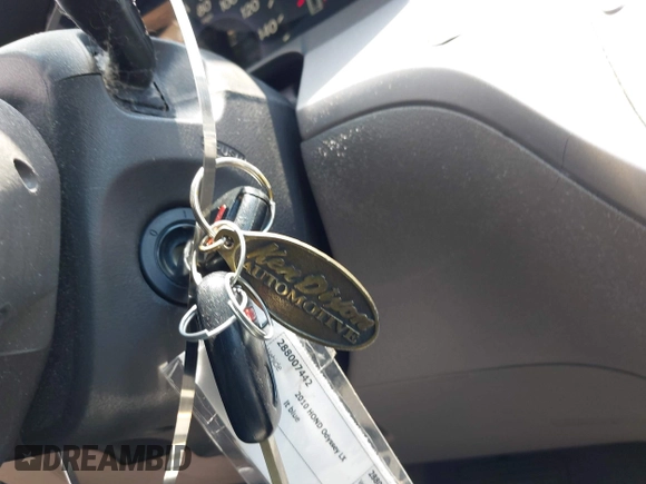 2010 Honda Odyssey LX с VIN 5FNRL3H29AB099622, выставлен на аукционе IAAI как лот 42593875 с пробегом 97 133 миль миль и . История ставок и продаж доступна на DreamBid. Изображение 11.