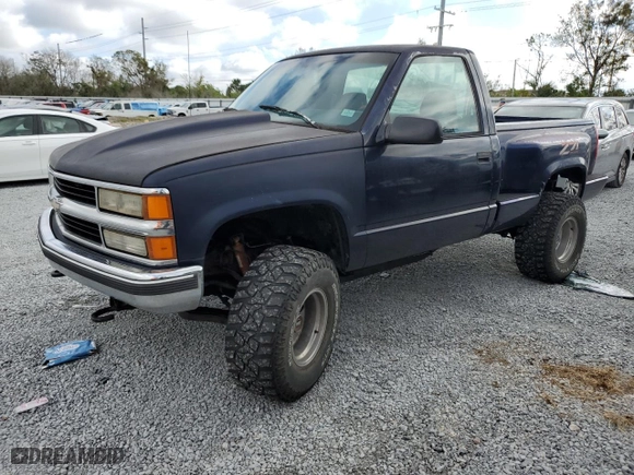 1995 Chevrolet C/K 1500 with VIN 1GCEK14K1SZ236477, listed as a Copart auction lot 85740124 with 173,243 mi miles and Non Repairable. Bid and sale history available at carsss.com. Image 1.