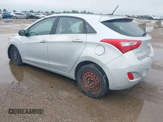2016 Hyundai Elantra z VIN KMHD35LH7GU323094, wystawiony jako IAAI lot #42425725 z przebiegiem Nie podano mil oraz . Historia ofert i sprzedaży dostępna na DreamBid. Obrazek 3.