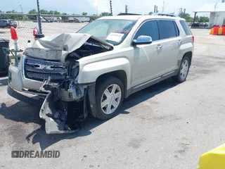 2011 GMC Terrain SLT-2 z VIN 2CTALWEC8B6351318, wystawiony jako IAAI lot #42332026 z przebiegiem 170 322 mil mil oraz . Historia ofert i sprzedaży dostępna na DreamBid. Obrazek 2.