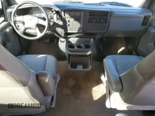 2007 GMC Savana with VIN 1GJHG39U571145263, listed as a Copart auction lot 78073514 with 113,690 mi miles and Salvage Title. Bid and sale history available at carsss.com. Image 8.
