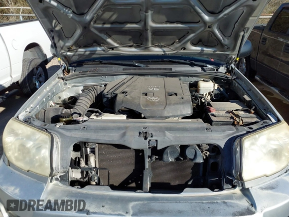 2007 Toyota 4Runner SR5 with VIN JTEZU14R378080220, listed as a IAAI auction lot 41840419 with 204,652 mi miles and . Bid and sale history available at DreamBid. Image 10.