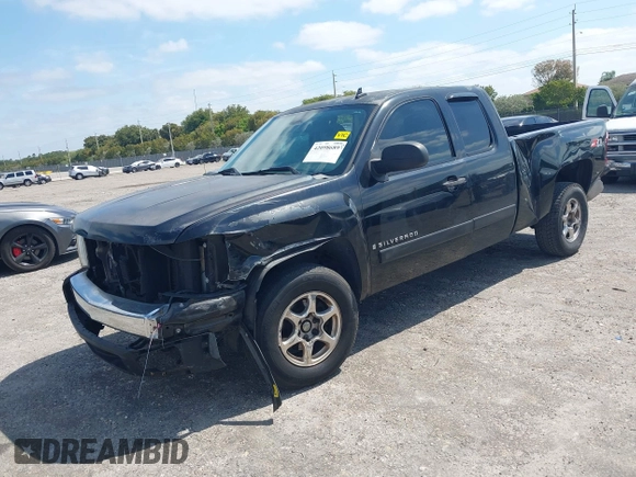 2007 Chevrolet Silverado 1500 1LT with VIN 2GCEK19J271659603, listed as a IAAI auction lot 42098689 with 240,918 mi miles and . Bid and sale history available at DreamBid. Image 2.