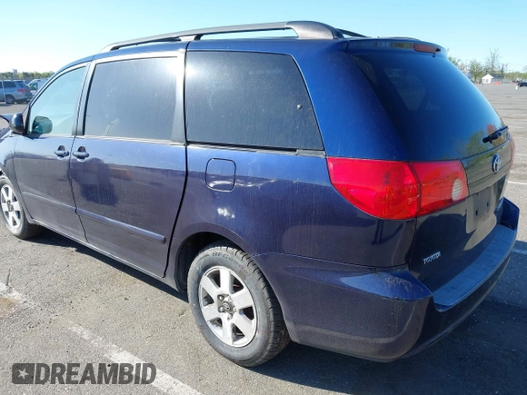 2007 Toyota Sienna CE with VIN 5TDZK23C87S080688, listed as a IAAI auction lot 42125196 with 189,427 mi miles. Bid and sale history available at carsss.com. Image 3.