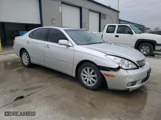 2003 Lexus ES 300 with VIN JTHBF30G030093871, listed as a Copart auction lot 51488855 with 262,201 mi miles and Salvage Title. Bid and sale history available at carsss.com. Image 4.
