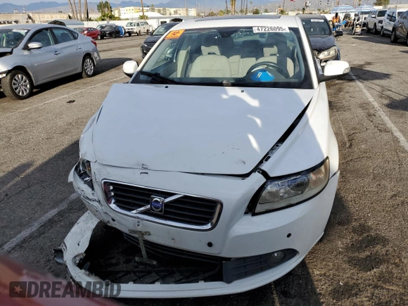 2009 Volvo S40 2.4L with VIN YV1MS390692447380, listed as a Copart auction lot 47226095 with 68,439 mi miles and Salvage Title. Bid and sale history available at carsss.com. Image 5.
