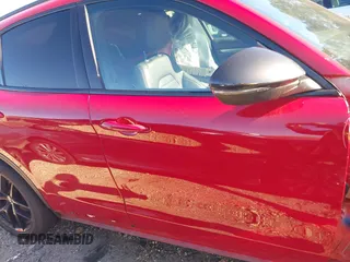2019 Alfa Romeo Stelvio Ti Sport z VIN ZASPAKBN6K7C43720, wystawiony jako IAAI lot #41174120 z przebiegiem 55 446 mil mil oraz . Historia ofert i sprzedaży dostępna na DreamBid. Obrazek 14.