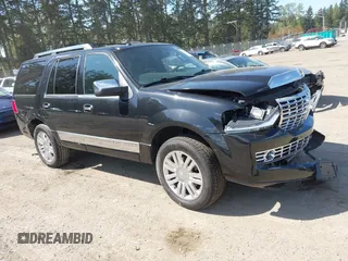 2012 Lincoln Navigator z VIN 5LMJJ2J56CEL06014, wystawiony jako IAAI lot #42077405 z przebiegiem Nie podano mil oraz . Historia ofert i sprzedaży dostępna na DreamBid. Obrazek 1.