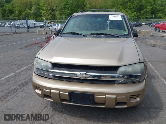 2004 Chevrolet TrailBlazer LS with VIN 1GNDT13S842241592, listed as a IAAI auction lot 42245353 with 115,691 mi miles and . Bid and sale history available at DreamBid. Image 6.
