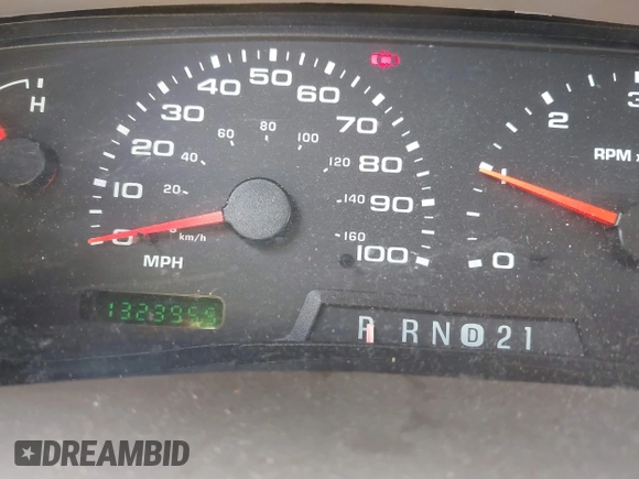 2002 Ford Excursion Limited с VIN 1FMNU43S42ED22009, выставлен на аукционе IAAI как лот 42850001 с пробегом 132 395 миль миль и . История ставок и продаж доступна на DreamBid. Изображение 15.