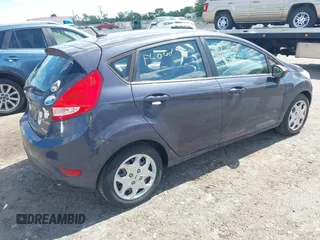 2013 Ford Fiesta S с VIN 3FADP4TJ9DM140744, выставлен на аукционе IAAI как лот 42319921 с пробегом 95 812 миль миль и . История ставок и продаж доступна на DreamBid. Изображение 4.
