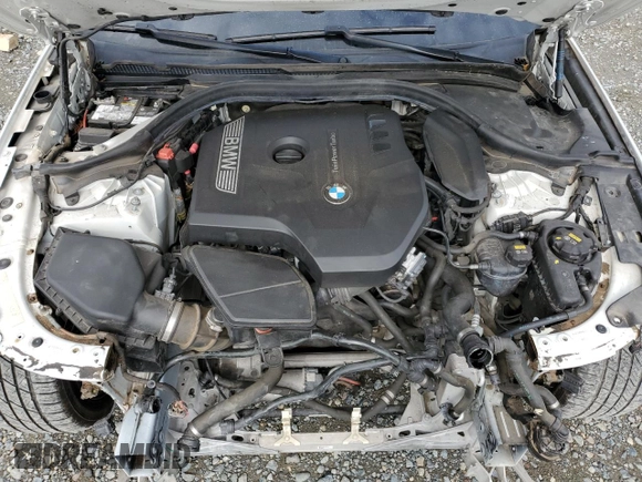 2019 BMW 5 Series 530i z VIN WBAJA5C56KWW14361, wystawiony jako Copart lot #56403635 z przebiegiem 123 182 mil mil oraz Szkoda całkowita • Salvage title. Historia ofert i sprzedaży dostępna na DreamBid. Obrazek 11.