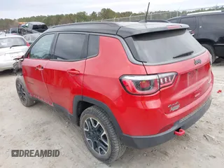 2019 Jeep Compass Trailhawk with VIN 3C4NJDDB1KT780585, listed as a IAAI auction lot 41282706 with 78,252 mi miles and . Bid and sale history available at carsss.com. Image 3.