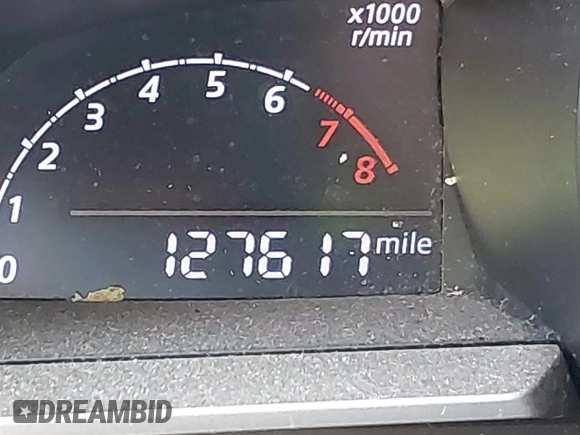 2015 Mazda 3 i SV with VIN JM1BM1T78F1271497, listed as a IAAI auction lot 40878398 with 127,617 mi miles. Bid and sale history available at carsss.com. Image 16.