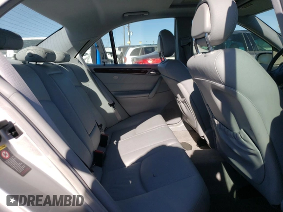 2003 Mercedes-Benz C 240 with VIN WDBRF81J33F318562, listed as a Copart auction lot 47246195 with 65,777 mi miles and Salvage title. Bid and sale history available at DreamBid. Image 10.
