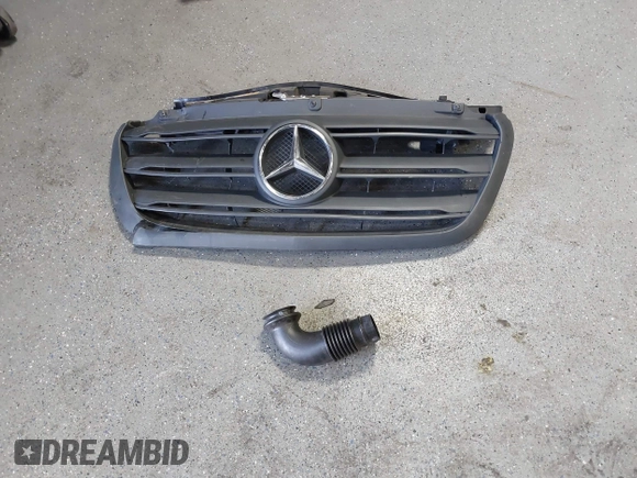 2023 Mercedes-Benz Sprinter Cargo Cargo with VIN W1Y40BHY5PT157048, listed as a IAAI auction lot 40339280 with 33,725 mi miles and . Bid and sale history available at DreamBid. Image 12.