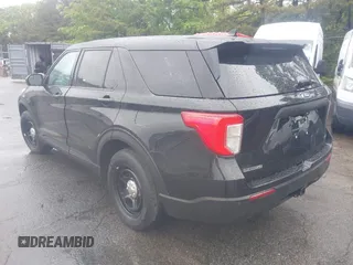 2021 Ford Police Interceptor Utility z VIN 1FM5K8AB0MGB24809, wystawiony jako IAAI lot #42341896 z przebiegiem 98 134 mil mil oraz . Historia ofert i sprzedaży dostępna na DreamBid. Obrazek 3.