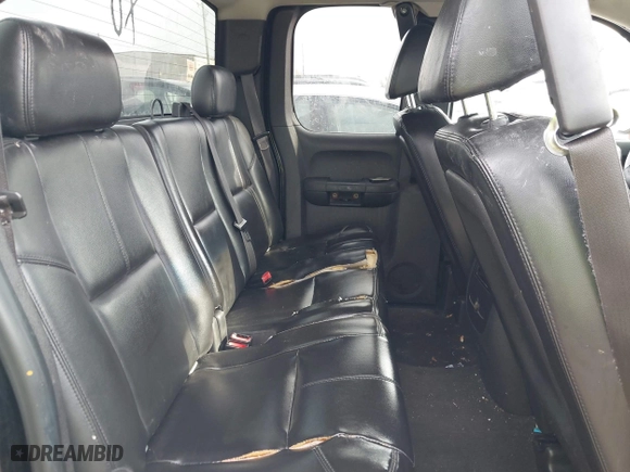 2007 Chevrolet Silverado 1500 LT w/1LT with VIN 1GCEC19J97Z514496, listed as a IAAI auction lot 41756114 with 201,886 mi miles. Bid and sale history available at carsss.com. Image 8.