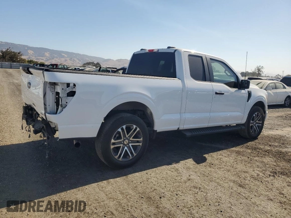 2022 Ford F-150 XL with VIN 1FTEX1EP3NKF25594, listed as a Copart auction lot 72258814 with 61,186 mi miles and Salvage title. Bid and sale history available at DreamBid. Image 3.