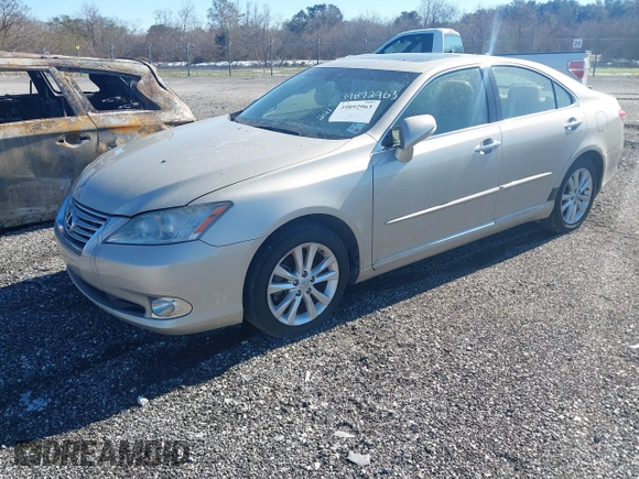 2011 Lexus ES 330 with VIN JTHBK1EG7B2466044, listed as a IAAI auction lot 39892963 with 76,246 mi miles and . Bid and sale history available at carsss.com. Image 16.