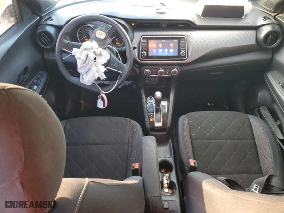 2018 Nissan Kicks S with VIN 3N1CP5CU1JL532563, listed as a Copart auction lot 89169025 with 48,381 mi miles and Salvage Title. Bid and sale history available at carsss.com. Image 8.