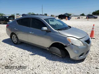 2014 Nissan Versa S with VIN 3N1CN7AP1EL841096, listed as a Copart auction lot 54109125 with 117,354 mi miles and Salvage Title. Bid and sale history available at carsss.com. Image 4.