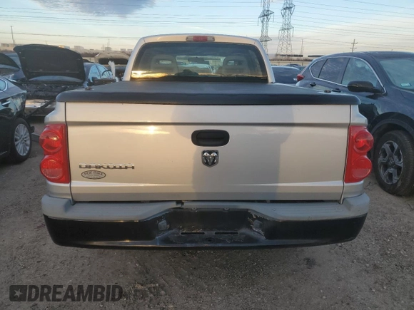 2005 Dodge Dakota ST with VIN 1D7HE28K05S329305, listed as a Copart auction lot 42756455 with 101,545 mi miles and Salvage Title. Bid and sale history available at DreamBid. Image 6.