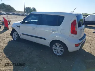 2013 Kia Soul + z VIN KNDJT2A69D7555715, wystawiony jako IAAI lot #42044741 z przebiegiem 127 326 mil mil oraz . Historia ofert i sprzedaży dostępna na DreamBid. Obrazek 3.
