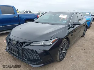 2019 Toyota Avalon XLE with VIN 4T1BZ1FB7KU024316, listed as a IAAI auction lot 41198989 with NaN miles. Bid and sale history available at carsss.com. Image 18.