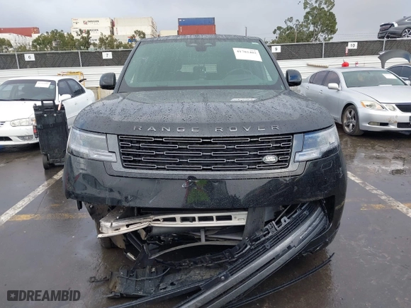 2025 Land Rover Range Rover SE with VIN SALKP9E90SA258525, listed as a IAAI auction lot 41782402 with 5,960 mi miles. Bid and sale history available at carsss.com. Image 12.