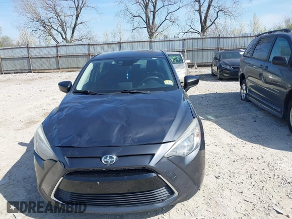 2016 Scion iA with VIN 3MYDLBZV3GY131783, listed as a IAAI auction lot 41999144 with 197,827 mi miles. Bid and sale history available at carsss.com. Image 12.