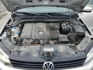 2011 Volkswagen Jetta SE z VIN 3VWDZ7AJ1BM028913, wystawiony jako Copart lot #57152875 z przebiegiem 238 844 mil mil oraz Szkoda całkowita • Salvage title. Historia ofert i sprzedaży dostępna na DreamBid. Obrazek 11.