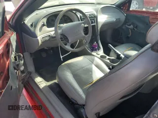 2002 Ford Mustang Deluxe with VIN 1FAFP44462F174929, listed as a Copart auction lot 61975925 with 110,825 mi miles and Salvage title. Bid and sale history available at DreamBid. Image 8.