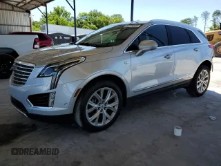 2017 Cadillac XT5 Platinum AWD z VIN 1GYKNFRS6HZ223694, wystawiony jako Copart lot #57794525 z przebiegiem 64 783 mil mil oraz Szkoda całkowita • Salvage title. Historia ofert i sprzedaży dostępna na DreamBid. Obrazek 1.