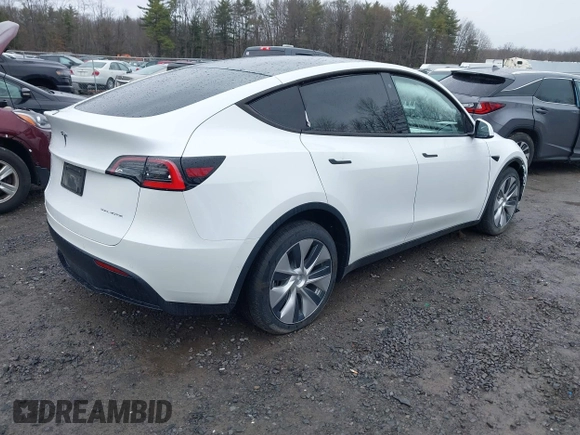 2020 Tesla Model Y Long Range with VIN 5YJYGDEE4LF044843, listed as a IAAI auction lot 41799504 with 40,770 mi miles and . Bid and sale history available at DreamBid. Image 4.