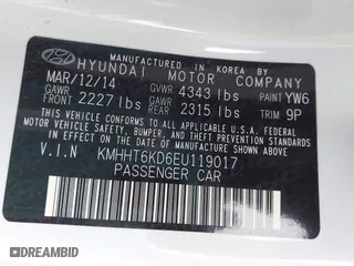 2014 Hyundai Genesis Coupe 2.0T R-Spec with VIN KMHHT6KD6EU119017, listed as a IAAI auction lot 41441803 with 121,020 mi miles. Bid and sale history available at carsss.com. Image 9.