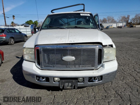 2006 Ford Super Duty F-250 XL with VIN 1FTSW20P26EB54317, listed as a Copart auction lot 87952395 with 209,844 mi miles and Non Repairable. Bid and sale history available at carsss.com. Image 5.